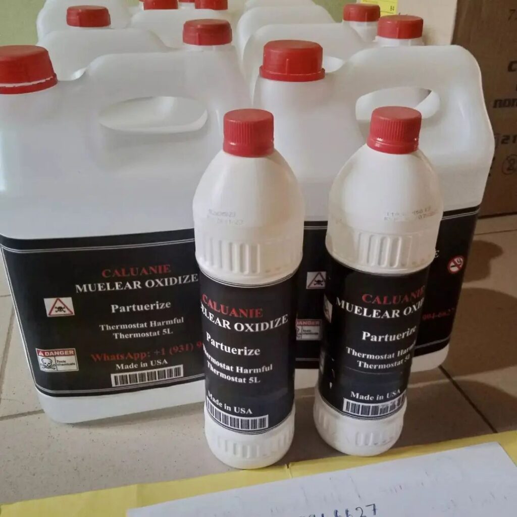 SSD chemical solution brown liquid in bottles for cleaning defaced banknotes in South Africa